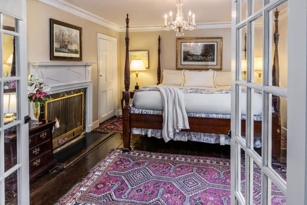 Samuel Durfee House Bed & Breakfast Newport Exterior photo
